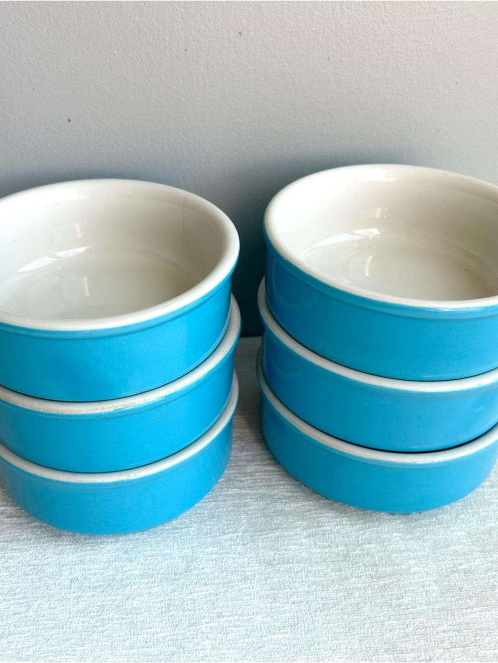 (6) VINTAGE ceramic ramekins in cadet blue by HALL. excellent !! ⭐️⭐️⭐️